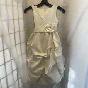 NWT Ceci Kids Cream Color Formal Dress Flower Girl Size 5-6